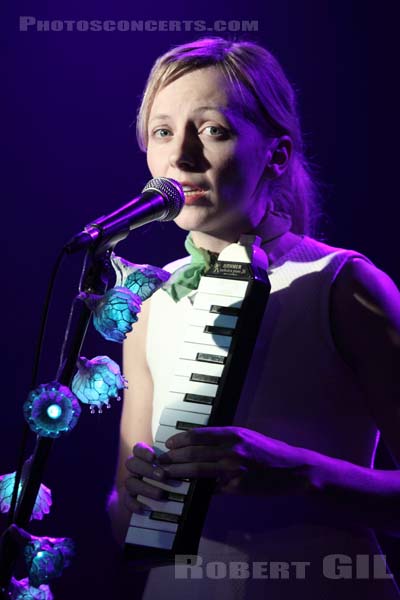 LONELY DRIFTER KAREN - 2009-02-16 - PARIS - La Maroquinerie - 